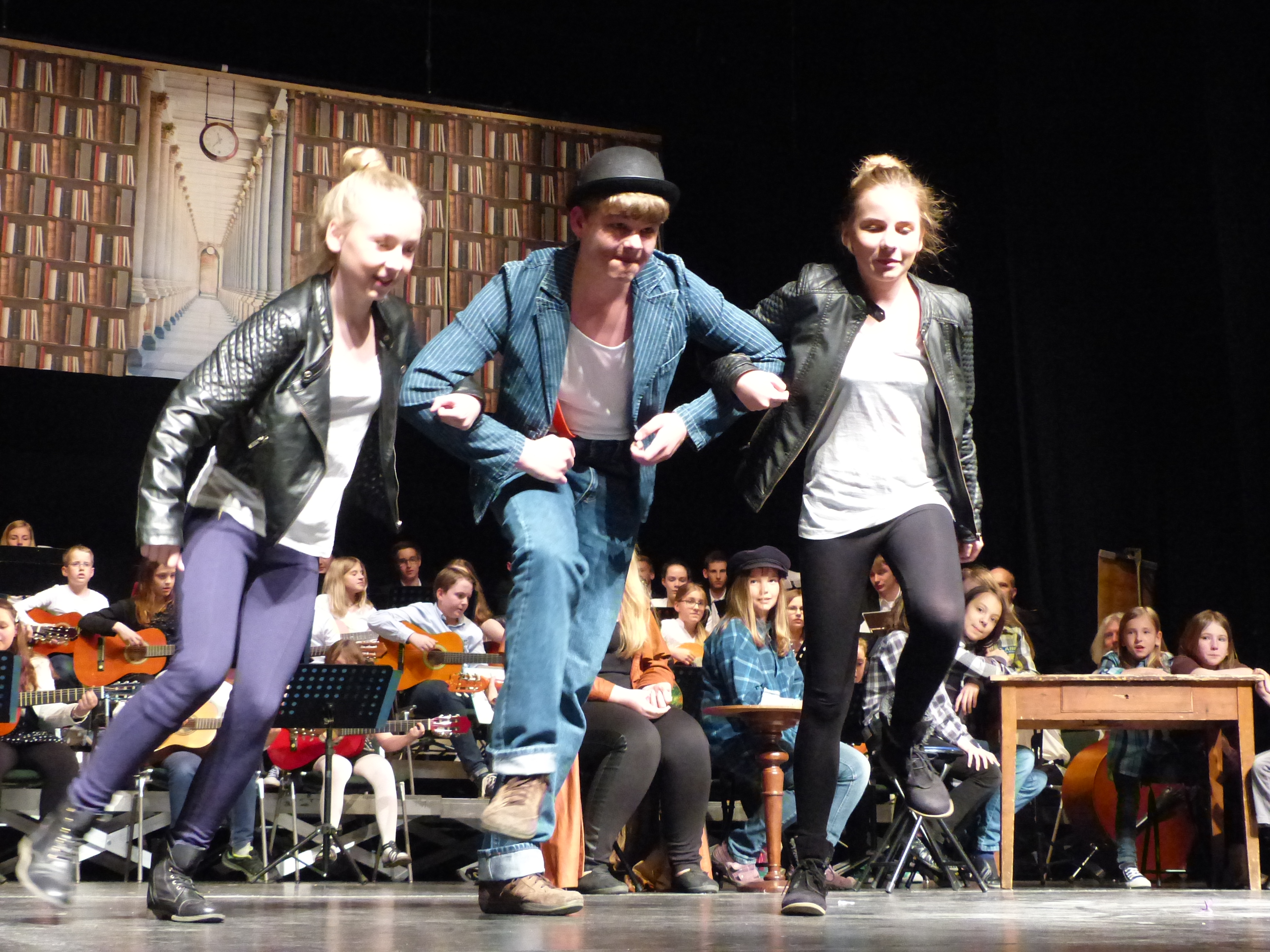 Baumann Clausen Alfred Allein Zu Haus Brunnentheater